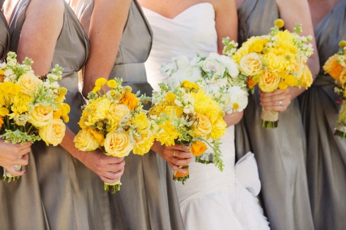 Planning the Ultimate Romantic Yellow and Gray Themed Wedding